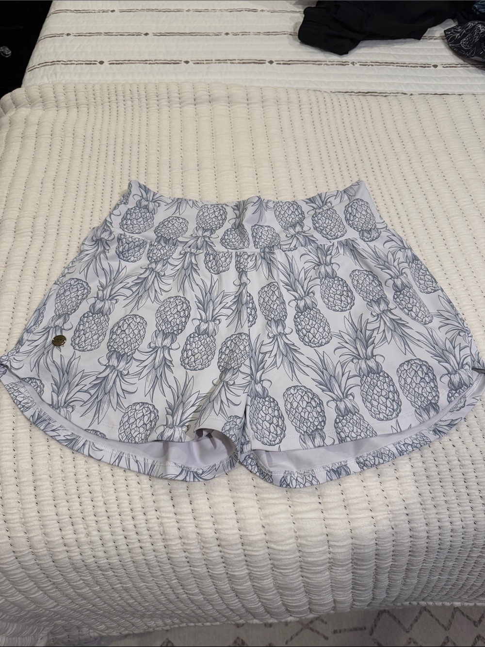 Women's White Pineapple Print Lounge Shorts